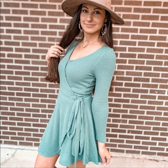 🌴🔆O’Neill- WRESTLING WRAP DRESS🔆🌴 - Picture 3 of 13